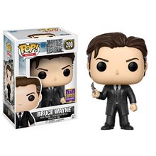 Bruce Wayne (Limited Edition) (Toys R Us Exclusive)