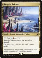 Savai Triome (Showcase) - Ikoria: Lair of Behemoths - Magic